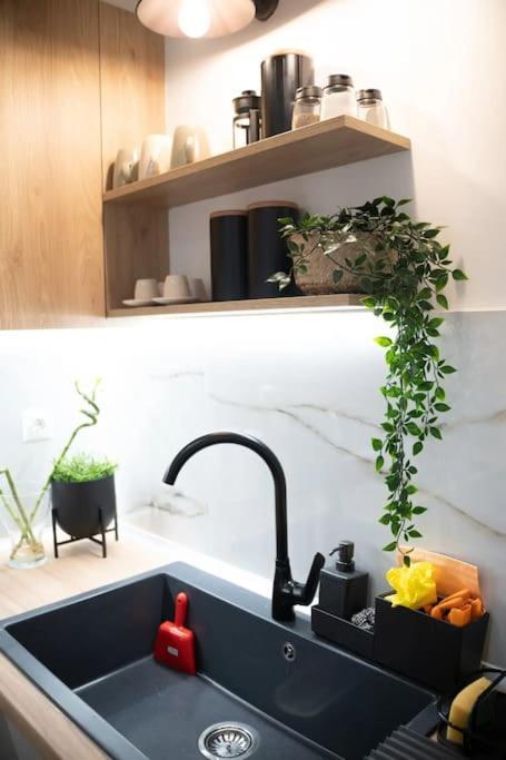 Piraeus Cozy Apartment For 4 Persons Exteriör bild