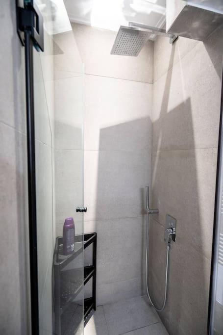 Piraeus Cozy Apartment For 4 Persons Exteriör bild
